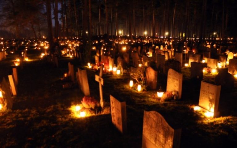 2 noiembrie – Pomenirea tuturor credincioșilor răposați – 2